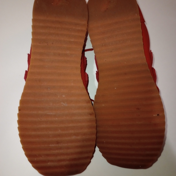 Shoes - Picture 3 of 6